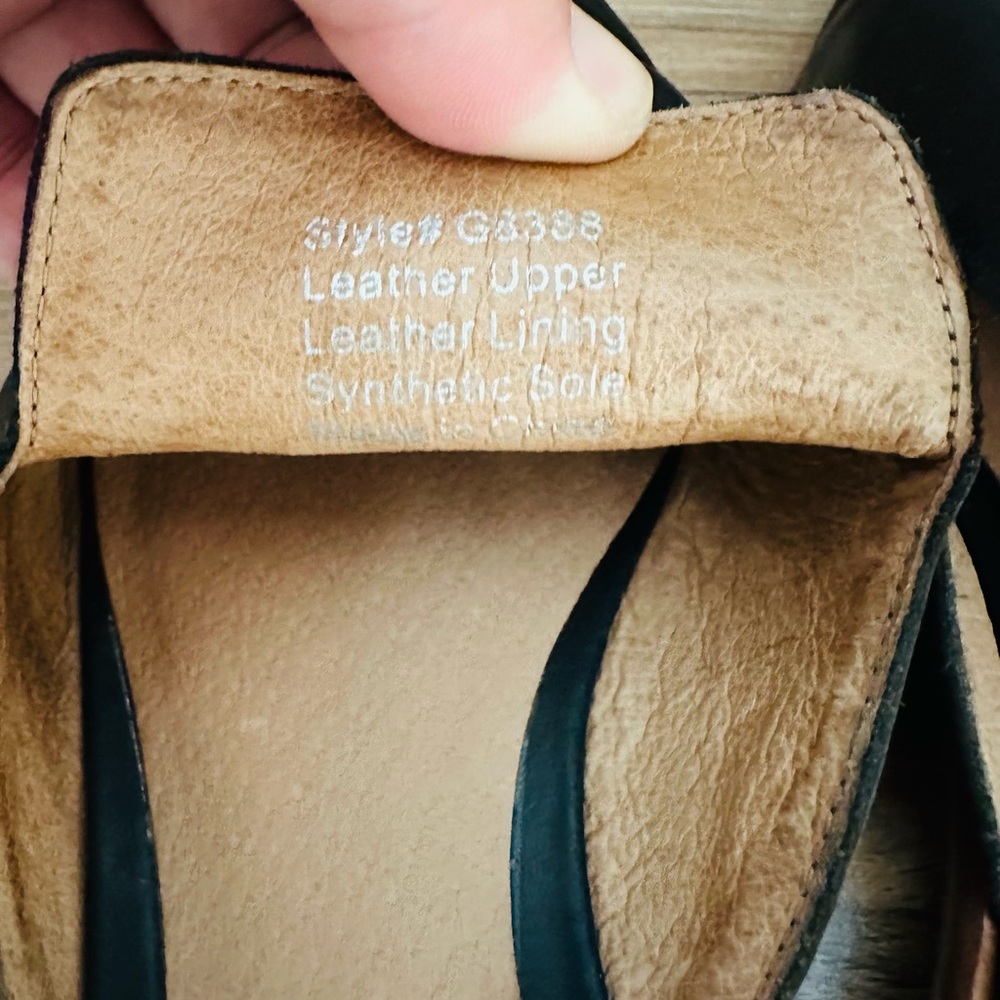 Madewell Black Leather Pointed Toe Mules - Picture 4 of 7